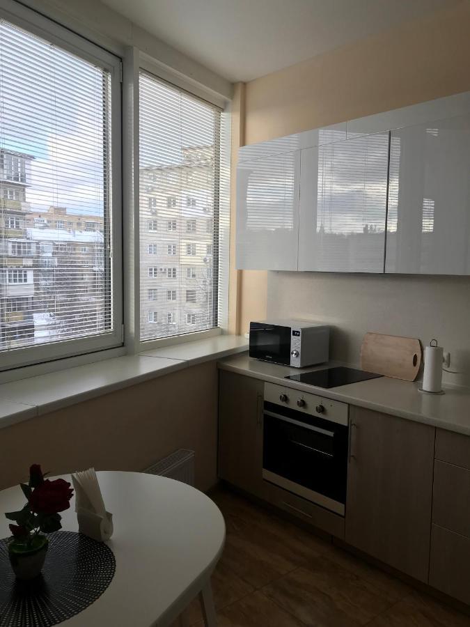 Apart Assistant On Smart Plaza Киев Экстерьер фото