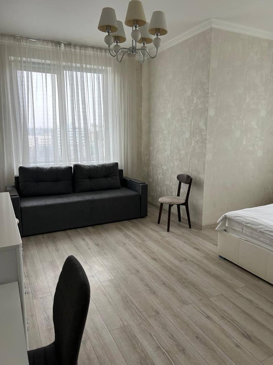 Apart Assistant On Smart Plaza Киев Экстерьер фото