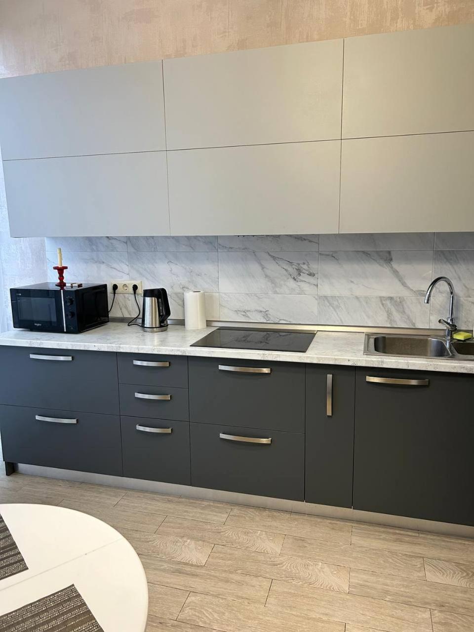 Apart Assistant On Smart Plaza Киев Экстерьер фото